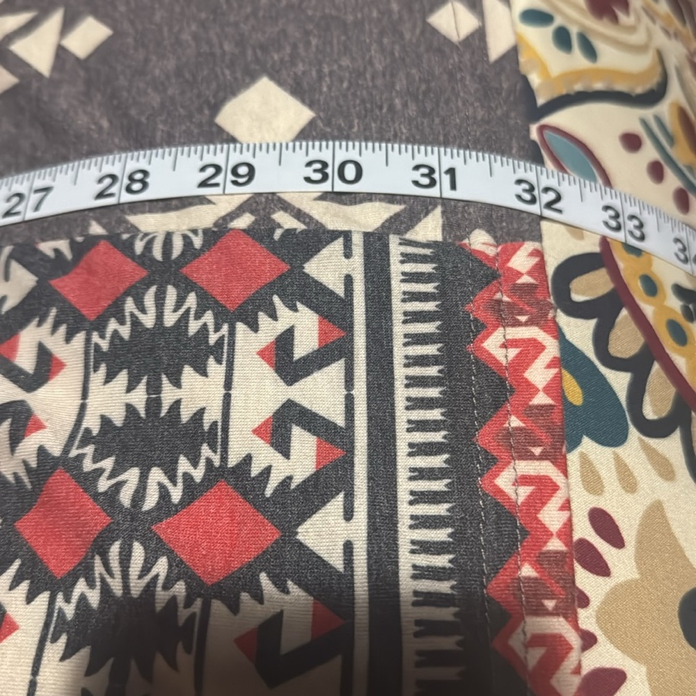 BloomChic Gray and Red Patterned Top - Picture 12 of 12